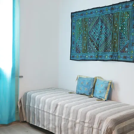 Profumo Di Calicanto Bed & Breakfast *