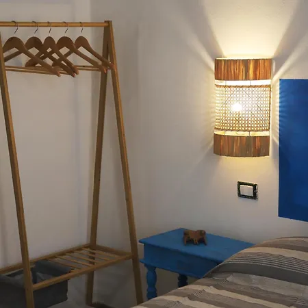 Profumo Di Calicanto Bed & Breakfast Tresnuraghes